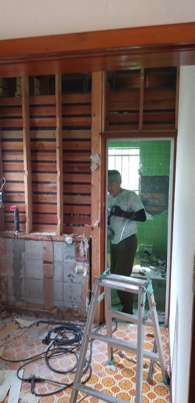 福岡邸浴室解体.jpg