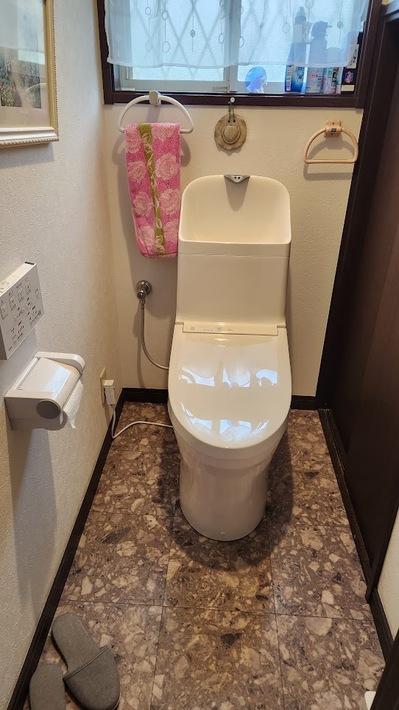 引地邸トイレ完了.jpg