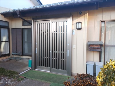 黒澤邸玄関カバー工法.jpg
