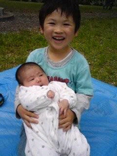 https://www.smile0136.com/blog_results/%E6%8A%B1%E3%81%A3%E3%81%93.JPG