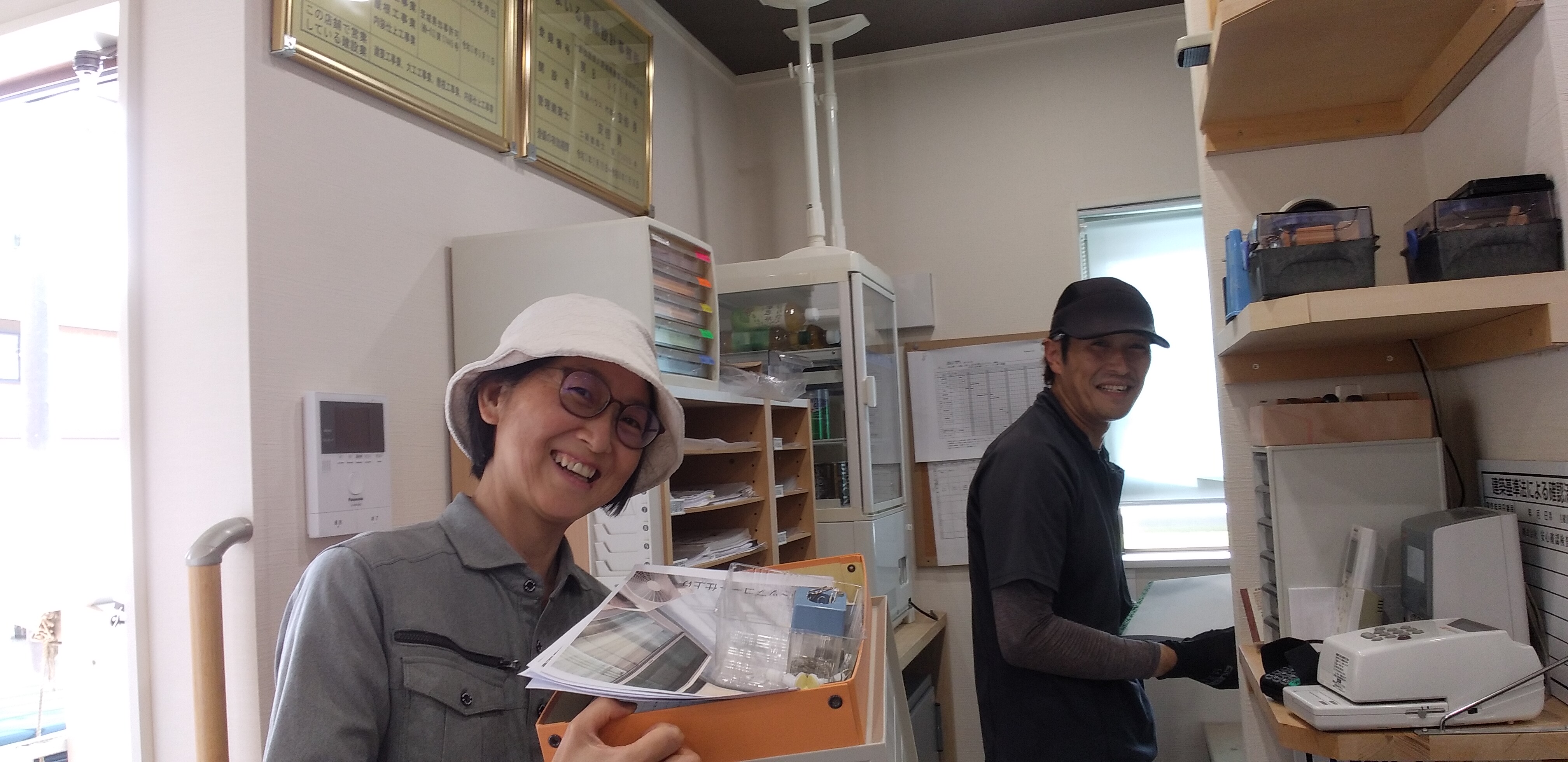 https://www.smile0136.com/blog_results/%E8%8F%AF%E3%81%A1%E3%82%83%E3%82%93%E7%9F%A2%E5%8F%A3%E3%81%95%E3%82%93%E6%BA%96%E5%82%99%E4%B8%AD.jpg